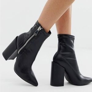 Public Desire Renzo Zip-Up Boot✨